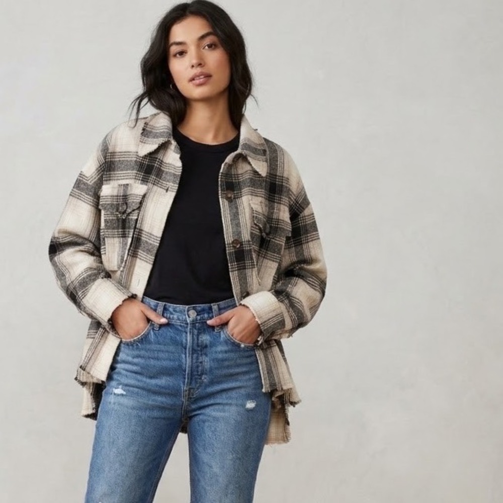 La Miel Plaid Shacket Womens Sz S Cream Black Distressed Raw Hem Grunge Shirt